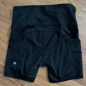 Lululemon Fast and Free 6 inch shorts